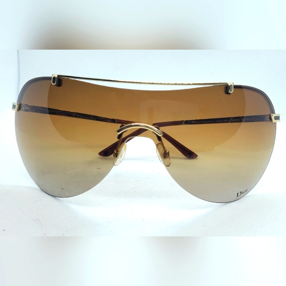 Dior Gold-Toned Oversizes Sunglasses For Women - Picture 1 of 10